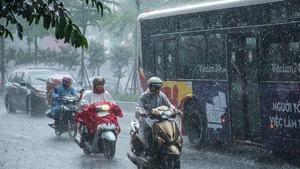 Dự báo thời tiết đêm 7/5 và ngày 8/5/2023: Hà Nội mưa rào và có dông