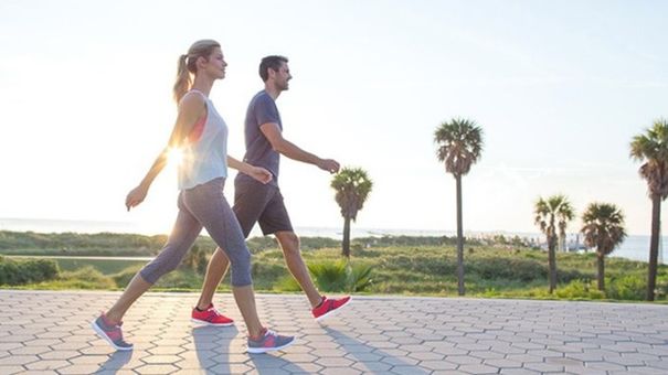 Đi bộ lúc 5h sáng có tốt không?