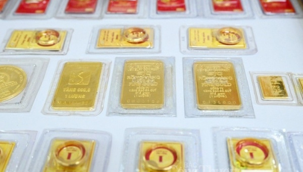 Giá vàng hôm nay 4/8/2023:Vàng SJC, 9999, 24k, Bảo Tín Minh Châu, DOJI ít biến động