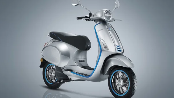 Xe máy điện Vespa Elettrica sắp bán ở Việt Nam, giá gần 300 triệu đồng