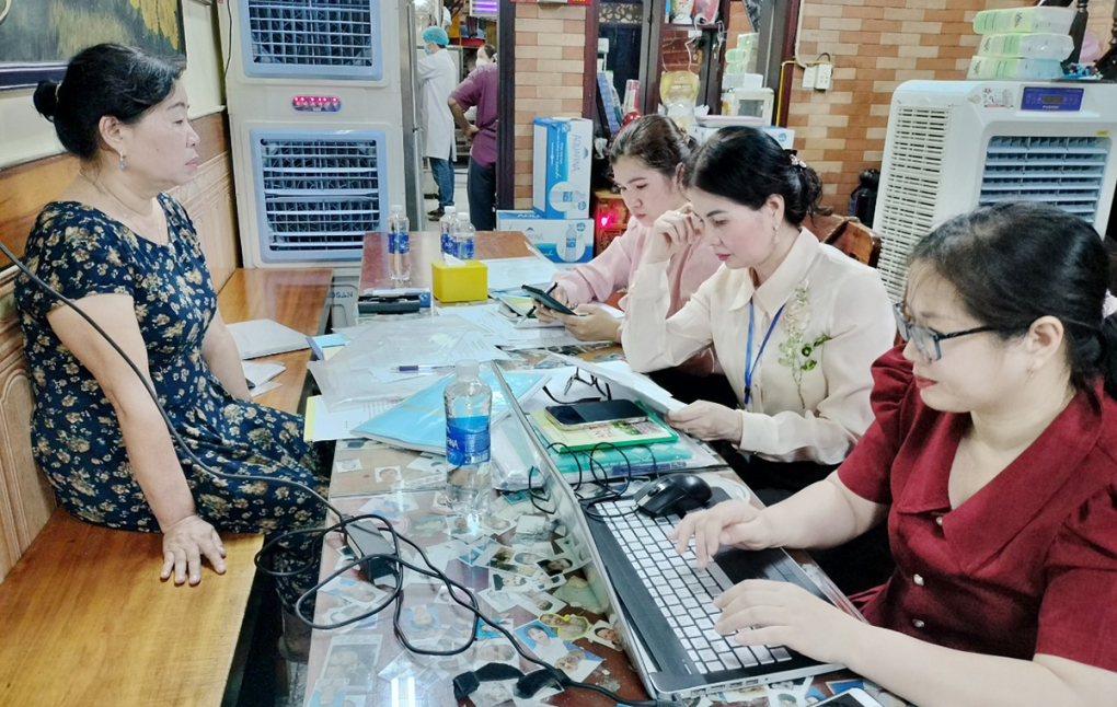 Đề xuất phạt tiệm bánh mì Phượng hơn 110 triệu đồng