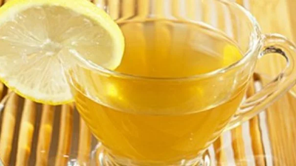 Uống loại nước này buổi sáng giúp da đẹp mịn màng không tì vết