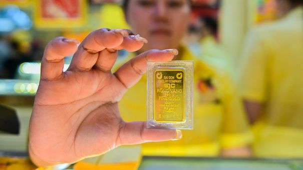 Giá vàng SJC hôm nay đảo chiều tăng 500 ngàn, bán ra 76,72 triệu đồng/lượng