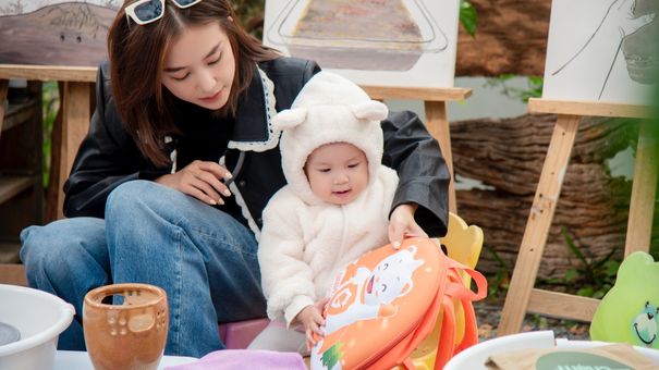 Sau 2 tập Travel Vlog và MV debut, Pam Yêu Ơi tạo thêm loạt trend mạng xã hội