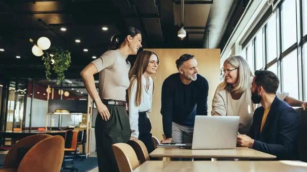Liệu nhân viên văn phòng có thể đạt được “tự do tài chính”?