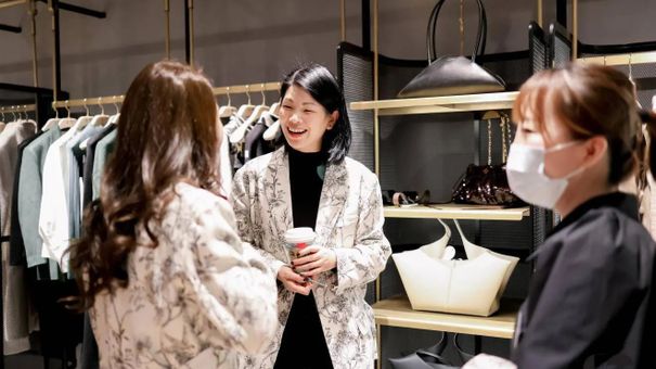 Quản lý tài chính: Kinh tế khó khăn, bạn không nên mua những thứ này