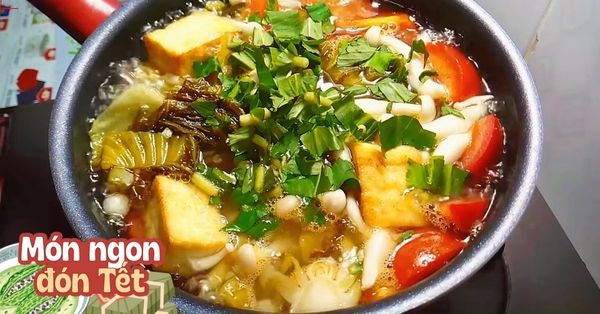 2 món canh với dưa chua, đậm đà đưa cơm giúp bạn chống ngán sau Tết