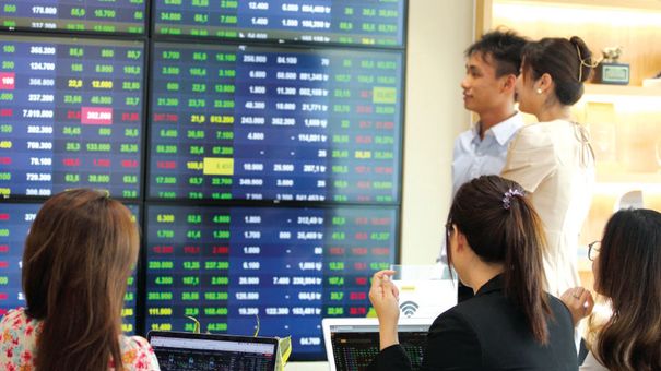 VN-Index Tăng Điểm Nhờ Nhóm Bất Động Sản Và Hóa Chất Ngày 16/2