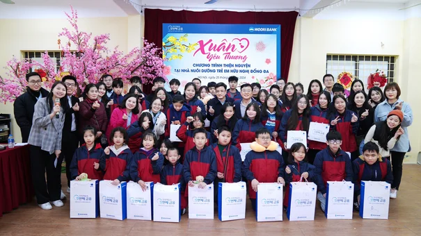 Ngân hàng Woori Việt Nam mang “Xuân yêu thương” đến Nhà nuôi dưỡng trẻ em Hữu Nghị Đống Đa