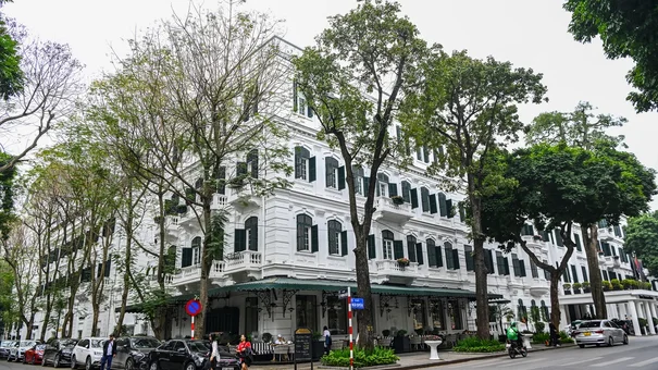 Phòng 170 triệu đồng trong khách sạn lâu đời nhất Hà Nội