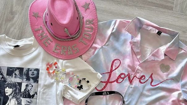 Fan Việt chi hàng chục triệu đồng xem concert Taylor Swift ở Singapore
