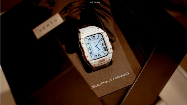 Vertu Watch cao cấp chính hãng lần đầu tiên có mặt tại thị trường Việt Nam