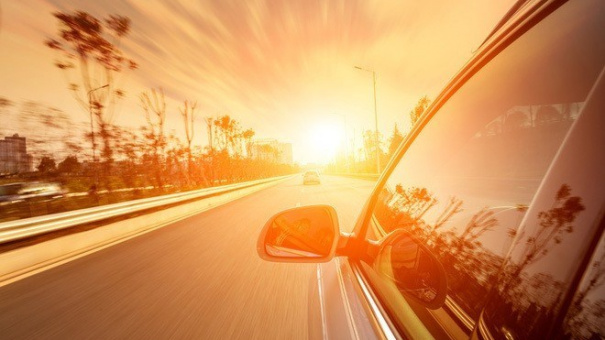 Một Số Lưu Ý An Toàn Khi Chạy Xe Trời Nắng Nóng