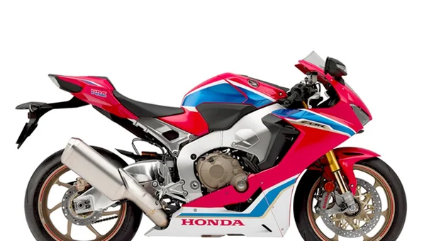 Honda Việt Nam triệu hồi hơn 220 xe Gold Wing và CBR1000RR
