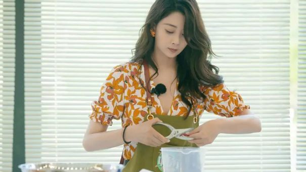 Khác biệt của phụ nữ tiết kiệm tiền và phụ nữ không tiết kiệm tiền sau tuổi 40