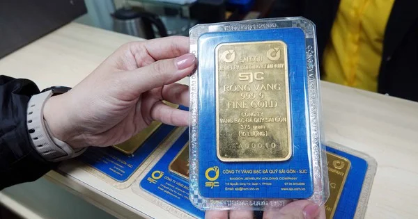 Vàng SJC giảm mạnh trong lúc ngóng tin Nghị định 24