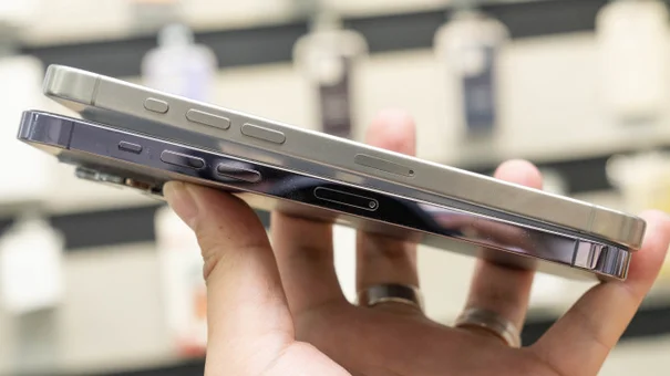iPhone 16 Pro sẽ có khung titan bóng