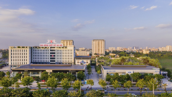 Trường Cao đẳng Việt Mỹ Hà Nội bị đình chỉ tuyển sinh 2 ngành, phạt 112 triệu đồng