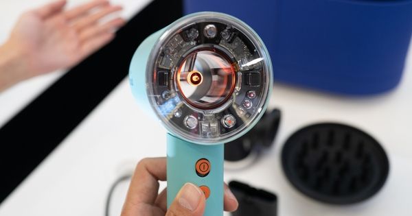Dyson chính thức giới thiệu hai sản phẩm máy sấy tóc mới tại thị trường Việt Nam