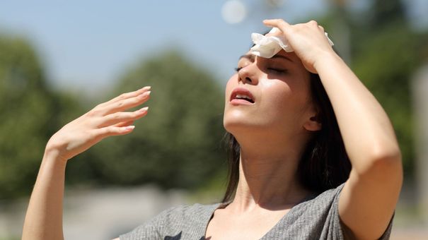 Cách Sơ Cứu Khi Sốc Nhiệt, Say Nắng Mùa Hè