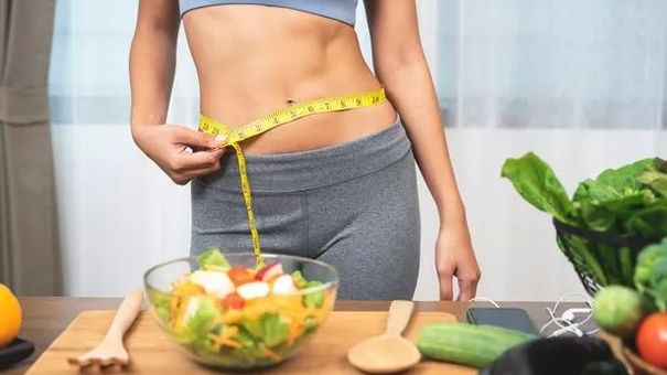 Nên ăn tối thế nào để giảm cân lành mạnh, có nên bỏ bữa tối?