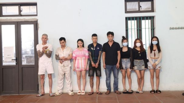 Bắc Ninh: Phát hiện 14 đối tượng bay lắc tại quán karaoke Hồng Kông