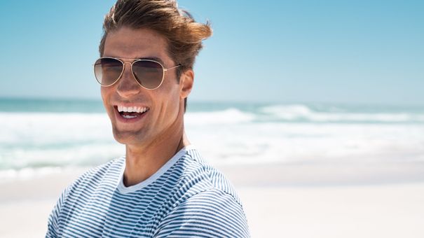 Cách Bảo Vệ Đôi Mắt Khỏi Tia Cực Tím Độc Hại Vào Hè