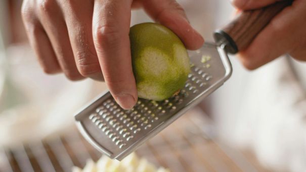 Bác sĩ chia sẻ những lợi ích bất ngờ từ vỏ chanh