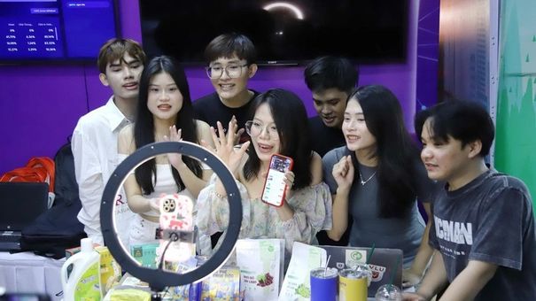 Siết quản lý thuế với livestream bán hàng
