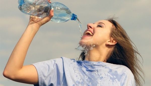 8 bí quyết giúp phụ nữ trẻ hơn, khỏe hơn