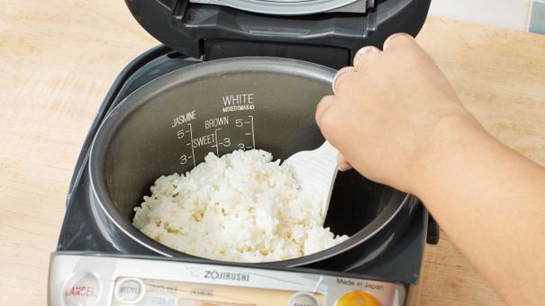 Những Thiết Bị Ngốn Nhiều Điện Hơn Cả Điều Hoà