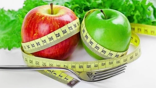Cách làm đẹp và giảm cân từ quả táo