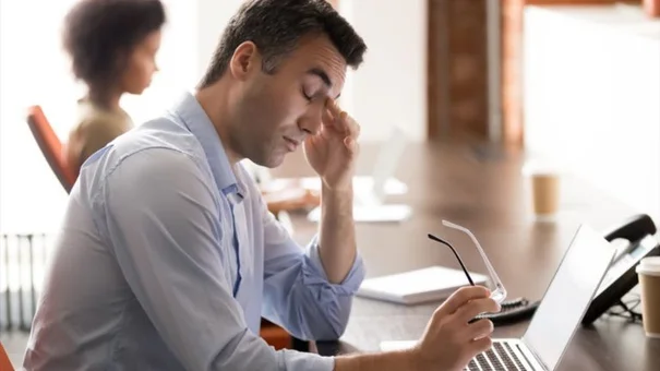 Dân Văn Phòng Bớt Mỏi Mắt Nhờ Những Mẹo Này