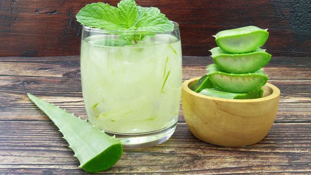 Bạn Nên Uống Nước Ép Lô Hội Sau Khi Thức Dậy Vì Những Lợi Ích Này
