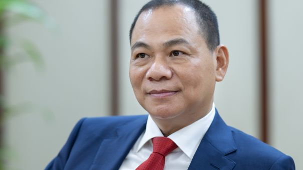 Ông Phạm Nhật Vượng tài trợ gần 3.300 tỷ đồng cho VinFast