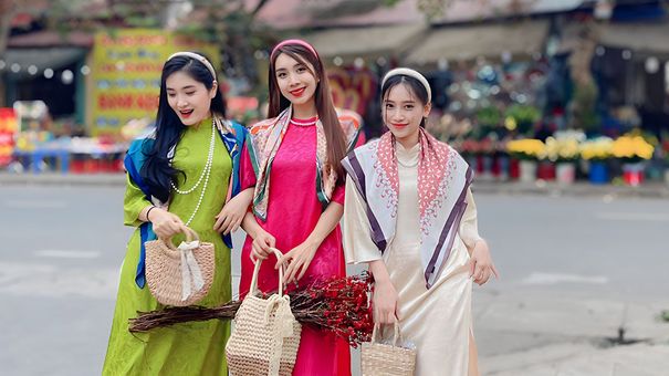 Bí Quyết Chọn Dáng Áo Dài Hợp Cho Nàng Sống Ảo