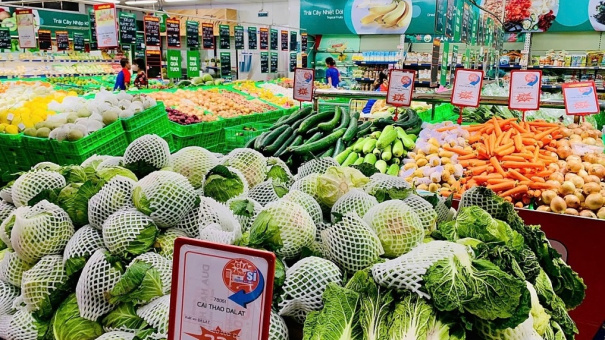 Siêu thị tăng nhập rau, củ từ miền Nam ra Bắc