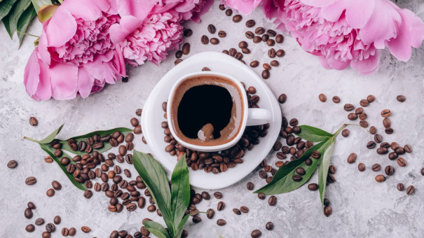 Bã cà phê có tác dụng gì với làn da?