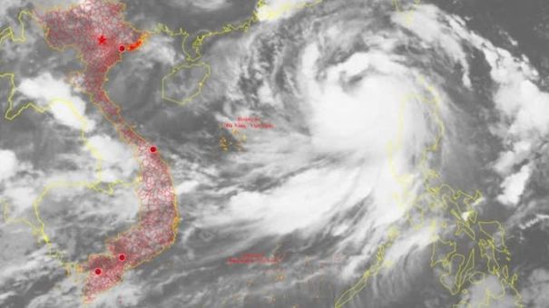 Siêu bão Yagi sắp đổ bộ đất liền