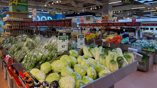 Giá rau xanh tăng sau cơn bão Yagi