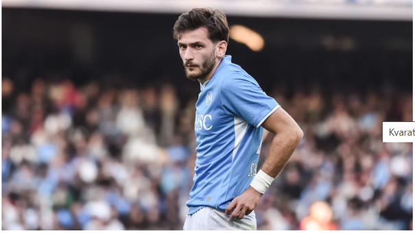 Liverpool và Chelsea cân nhắc cạnh tranh với Man Utd trong việc theo đuổi Khvicha Kvaratskhelia