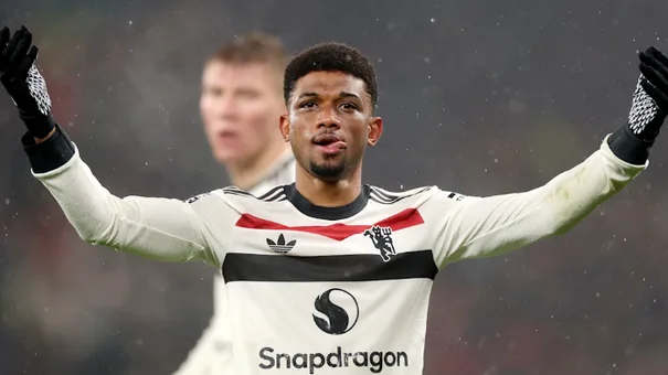Amad Diallo tiết lộ lý do ký hợp đồng dài hạn mới với Man Utd
