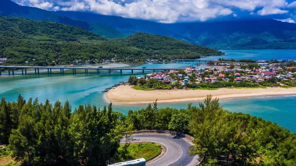 Khám phá 3 hành trình du lịch Xuyên Việt có lịch trình đa dạng
