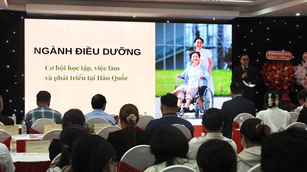 Chính sách tạo cơ hội làm việc cho du học sinh Việt Nam tại Hàn Quốc