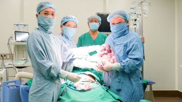 Điều trị u xơ tử cung bằng US-HIFU giúp sản phụ mang thai tự nhiên, sinh con khỏe mạnh