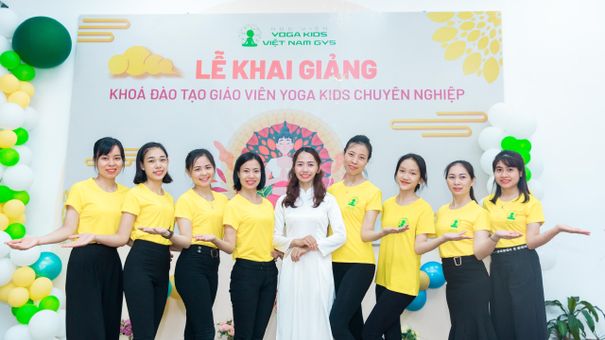 Trịnh Hồng Nhung, lan tỏa năng lượng tích cực đến thế hệ trẻ bằng yoga