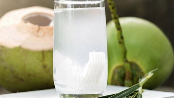 Nước dừa tươi có tác dụng gì?
