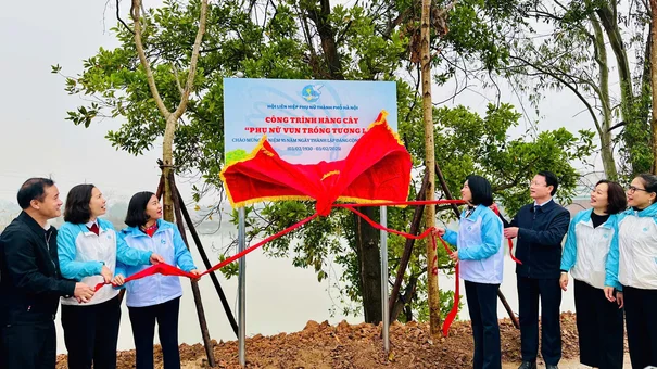 Phụ nữ Thủ đô phát động Tết trồng cây Xuân Ất Tỵ 2025
