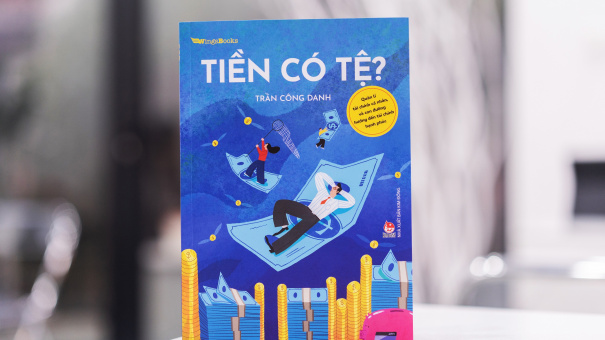 Ra mắt cuốn sách 'Tiền có tệ?