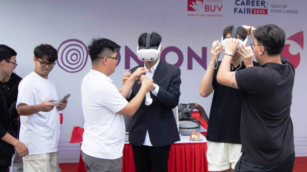 Doanh nghiệp 'săn đón' nhân tài từ giảng đường BUV